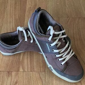 Merrell Brown Canvas Shoes-Excellent Condition